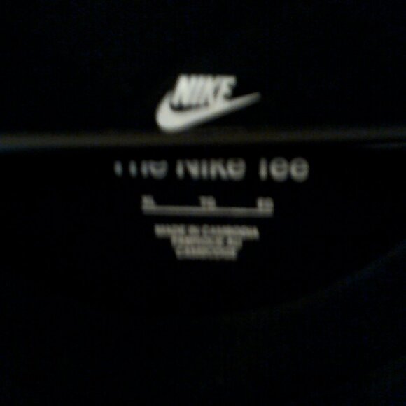 NEW NIKE SPORTSWEAR "VIbrant Box Logo Tee" MEN'S BLACK T-SHIRT XL FQ7995-010 - Picture 3 of 6